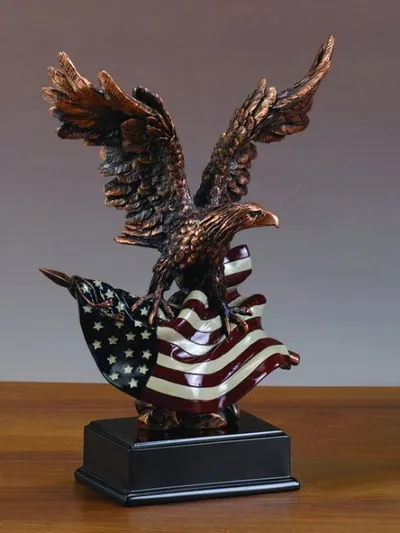 Full Eagle w/Flag — Eagle figures